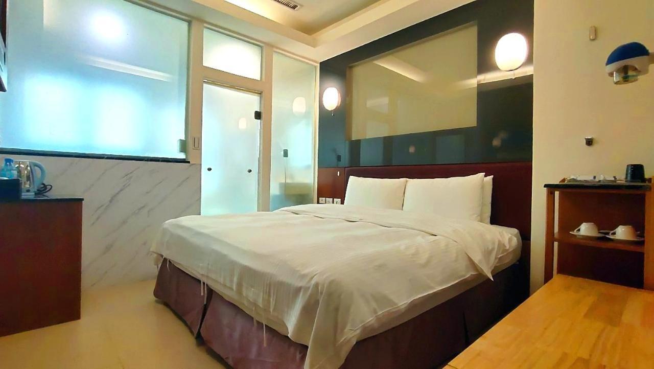 Jin Yong Quan Spa Hotspring Resort Wanli Exterior photo