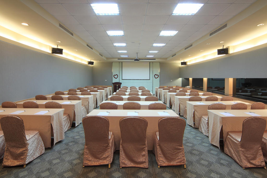 Jin Yong Quan Spa Hotspring Resort Wanli Exterior photo